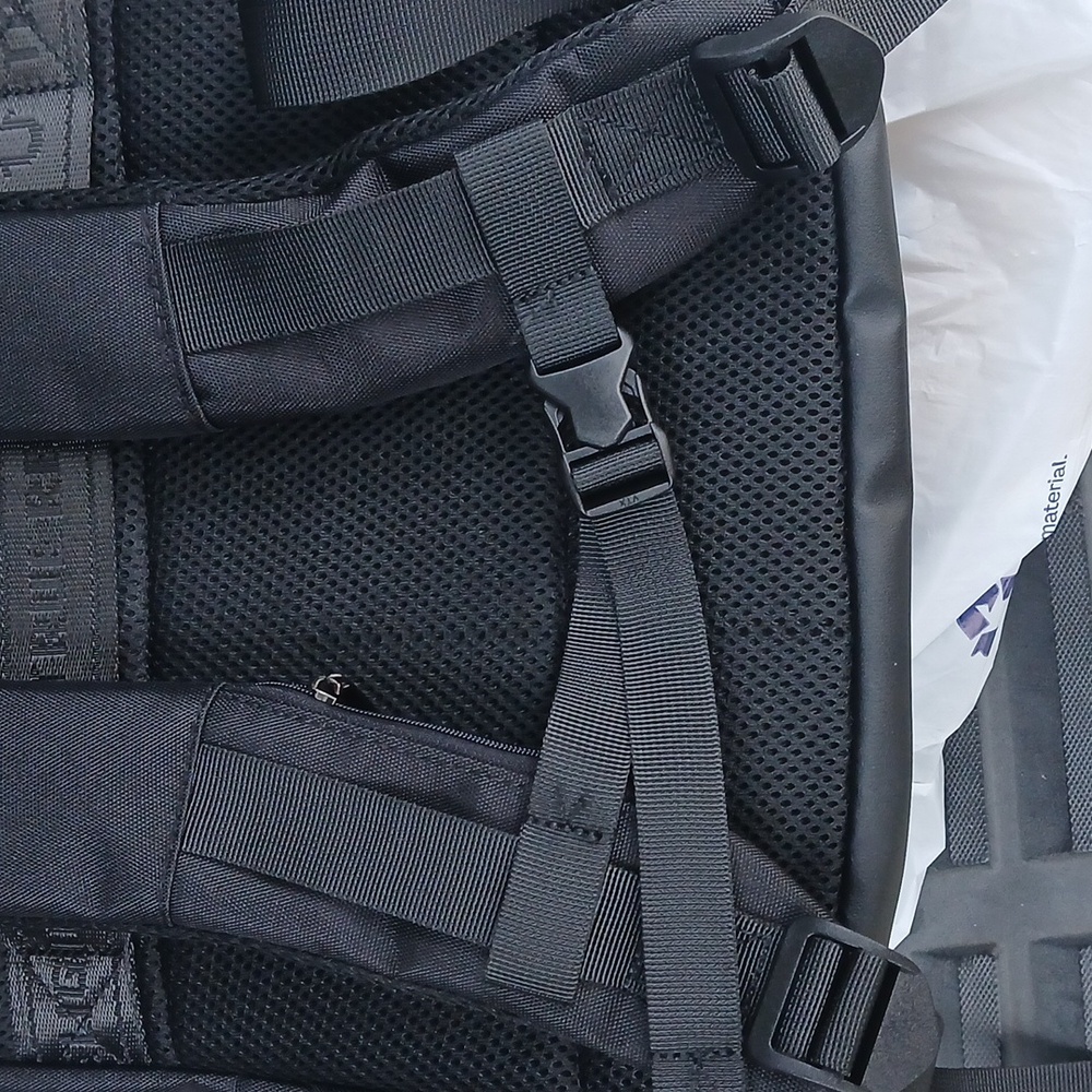 True Relgion Backpack - Picture 3 of 9